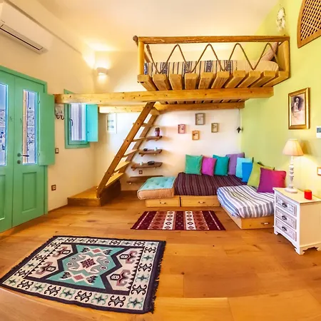 Holiday home Olive Leaf *